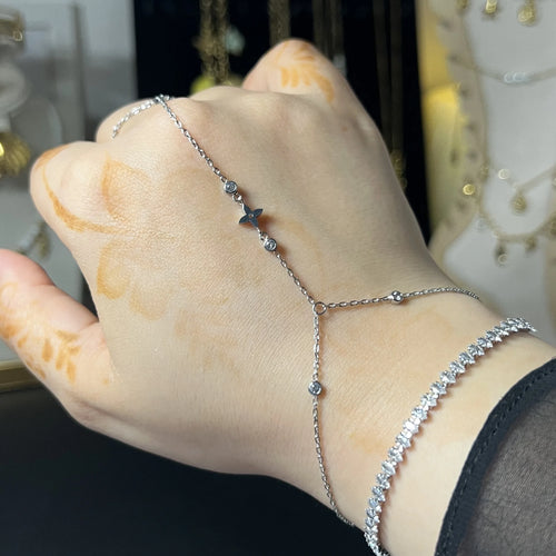 Chaîne de main | Fleur de Cristal – OMAYRA Jewelry