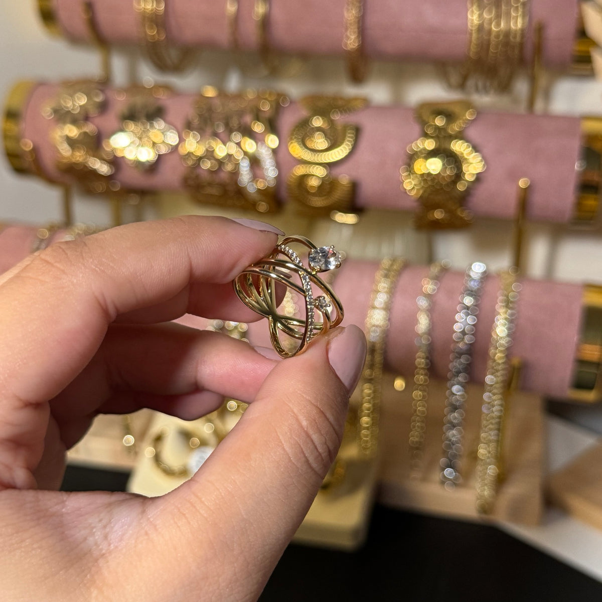 Bague Orbite Précieuse