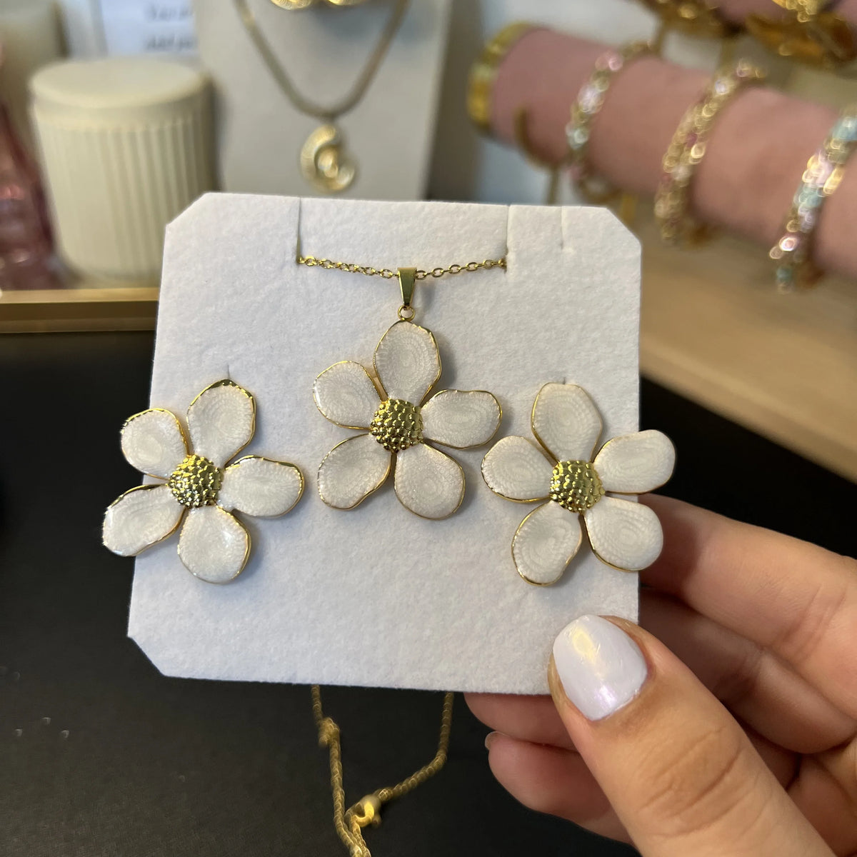 Ensemble fleur de Lin – OMAYRA Jewelry